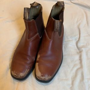 Blundstone leather pull on boots size 9.5